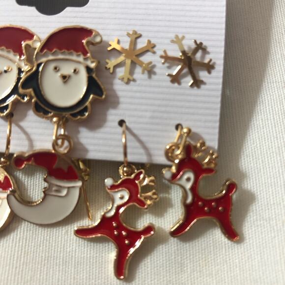 Collection of Christmas Winter Earrings Penguin Reindeer 6 pair - Picture 3 of 6